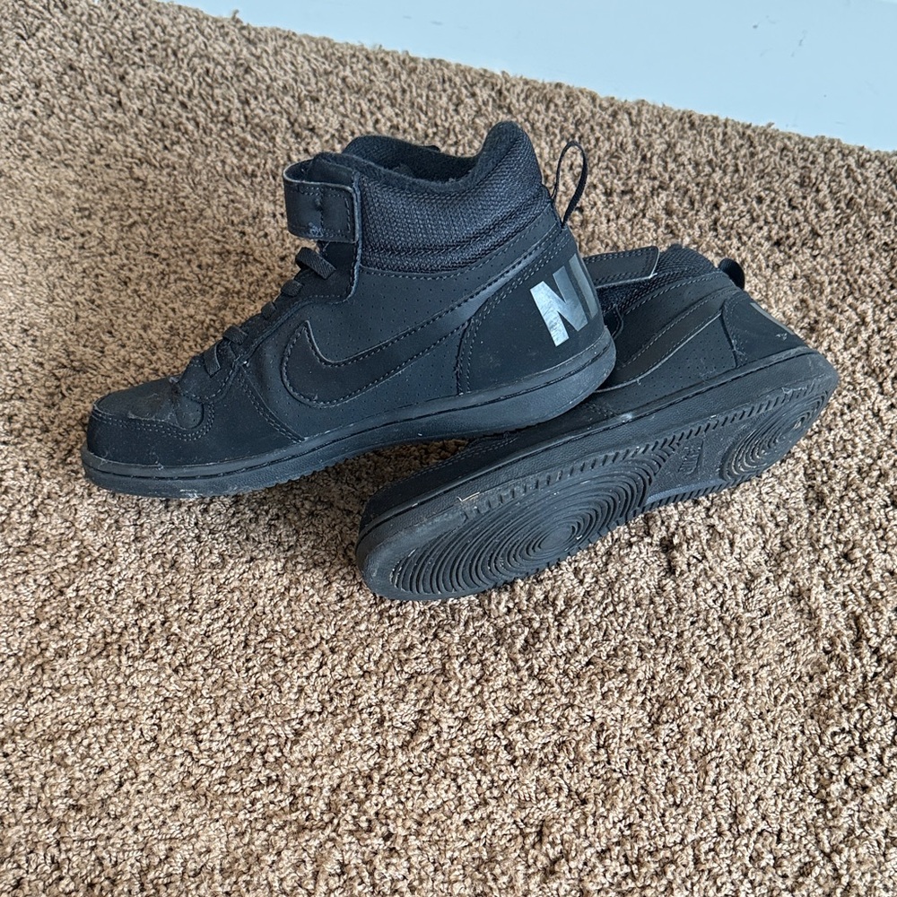 Nike Black High-Top Shoes